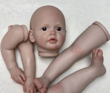Load image into Gallery viewer, Arna Lisa Collection - Baby - 70cm Silicone Vinyl Newborn Doll Kit - DIY