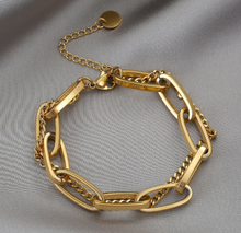 Load image into Gallery viewer, Women's Gold Bracelet