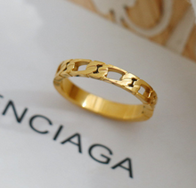 Load image into Gallery viewer, Rose Gold Ring + Gift Box