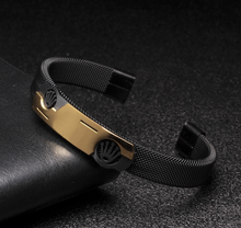Load image into Gallery viewer, Man's Crown Bangle - 3 Styles 10mm