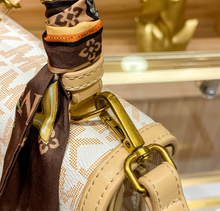 Load image into Gallery viewer, "Arna Lisa" Collection - Luxury Women's Clutch Designer Handbag