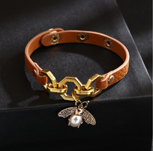 Load image into Gallery viewer, Bee Pendant Charms Bracelet & Bangle Style Brown Leather Metal Button