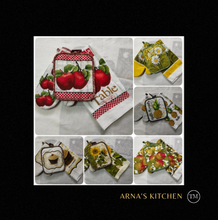 Load image into Gallery viewer, Matching 3 Piece Oven Mitt, Tea Towel and Placemat Set - Many Styles