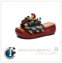 Load image into Gallery viewer, "Arna" Collection Shoes - Handcrafted Original Leathers - Women Slippers