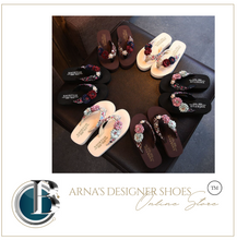 Load image into Gallery viewer, High Quality Girls Stylish Casual Footwear - Non Slip