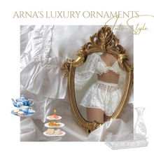 Load image into Gallery viewer, "Arna Lisa" Royal Collection - Top End Lighter Refillable Metal + Gift Box