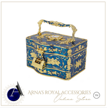 Load image into Gallery viewer, Arna's Luxury Jewellery Box Mirrored with 3 Layers (4 Colours)