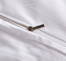 Load image into Gallery viewer, "Arna Lisa" Royal Collection - Luxury Golden ROYAL Bedding - 9 Piece - Queen