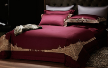 Load image into Gallery viewer, "Arna Lisa" Royal Collection - Luxury 600TC Egyptian Cotton Classic Exquisite Bedding Set - King 4 piece