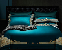 Load image into Gallery viewer, "Arna Lisa" Royal Collection - Luxury 600TC Egyptian Cotton Classic Exquisite Bedding Set - King 4 piece