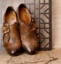 Load image into Gallery viewer, "Arna" Collection Shoes - Handcrafted Original Leathers - Vintage High Heels