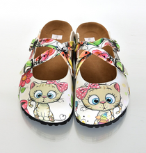 Load image into Gallery viewer, Quality Women's Sabo Slipper - Many Styles & Colours