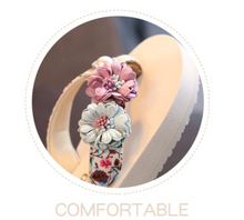 Load image into Gallery viewer, High Quality Girls Stylish Casual Footwear - Non Slip