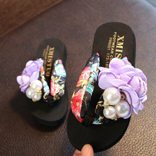 Load image into Gallery viewer, High Quality Girls Stylish Casual Footwear - Non Slip