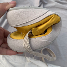 Load image into Gallery viewer, Luxury - Satin Ribbon Ballet Flats Women Espadrilles Casual Silk Fringe