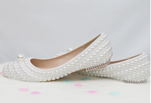 Load image into Gallery viewer, Limited Edition - Luxury Lace Shoe Set - Many colours & Sizes (Shoe + Clutch) Wedding