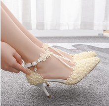 Load image into Gallery viewer, Limited Edition - Luxury Lace Shoe Set - Many colours & Sizes (Shoe + Clutch) Wedding
