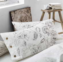 Load image into Gallery viewer, "Arna Lisa" Royal Collection - 100% Pure Linen Comfortable Breathable Bedding Set Natural Plant Fiber Flax Duvet Cover