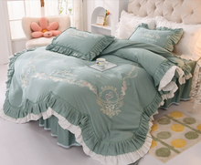 Load image into Gallery viewer, "Arna Lisa Royal Collection" - New Luxury White 100% Cotton Floral Embroidery Bedding Set