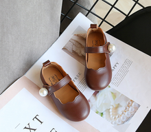 Load image into Gallery viewer, Arna's Shoe Collection - Children's Leather Round Toe Flat