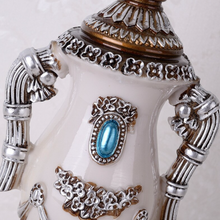 Load image into Gallery viewer, Arna Royal Collection - Vintage European Retro Table Lamp