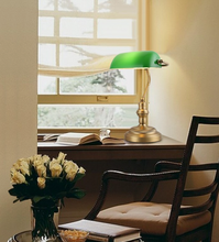 Load image into Gallery viewer, Arna Royal Collection - Nordic Retro Vintage Table Lamps Pull Switch Classical Green Glass Desk Lamp