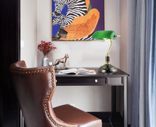 Load image into Gallery viewer, Arna Royal Collection - Nordic Retro Vintage Table Lamps Pull Switch Classical Green Glass Desk Lamp