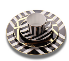 Load image into Gallery viewer, "Arna Lisa" Royal Collection - Plates Set Dinnerware 16 Piece - Black and White