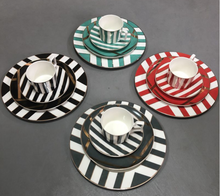 Load image into Gallery viewer, "Arna Lisa" Royal Collection - Plates Set Dinnerware 16 Piece - Black and White