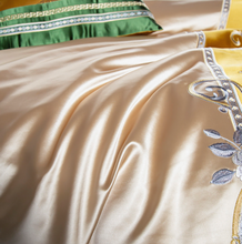 Load image into Gallery viewer, "Arna Lisa" Royal Collection - Luxury Vintage Brocade Jacquard Egyptian Cotton Lion Embroidered - King 12 Piece