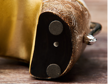 Load image into Gallery viewer, &quot;Arna Lisa&quot; Luxury Natures Finest Collection - Resin Elephants Sculptures
