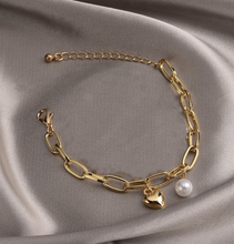 Load image into Gallery viewer, Women&#39;s Gold Bracelet - Many Styles
