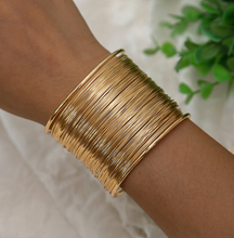 Load image into Gallery viewer, Women&#39;s Classic Bangles
