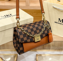 Load image into Gallery viewer, &quot;Arna Lisa&quot; Collection - Luxury Women&#39;s Clutch Designer Handbag
