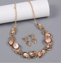 Load image into Gallery viewer, Quality Metallic Geometric Chain - Necklace + Earrings
