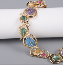 Load image into Gallery viewer, Quality Metallic Geometric Chain - Necklace + Earrings
