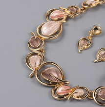 Load image into Gallery viewer, Quality Metallic Geometric Chain - Necklace + Earrings
