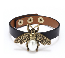 Load image into Gallery viewer, Bee Pendant Charms Bracelet &amp; Bangle Style Brown Leather Metal Button
