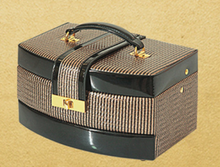 Load image into Gallery viewer, Nordic Wooden Designer Jewellery Box Organiser
