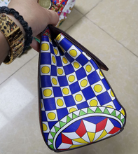 Load image into Gallery viewer, &quot;Arna Lisa&quot; Collection - Original Classic Print Handbag - Many Styles
