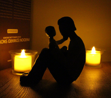 Load image into Gallery viewer, Nordic Sculpture Designer Father &amp; Son Statue Book Shelf Accessories - Office Home &amp; Living
