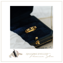 Load image into Gallery viewer, Rose Gold Ring + Gift Box

