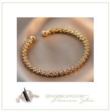Load image into Gallery viewer, Women&#39;s Luxury Gold Bangle
