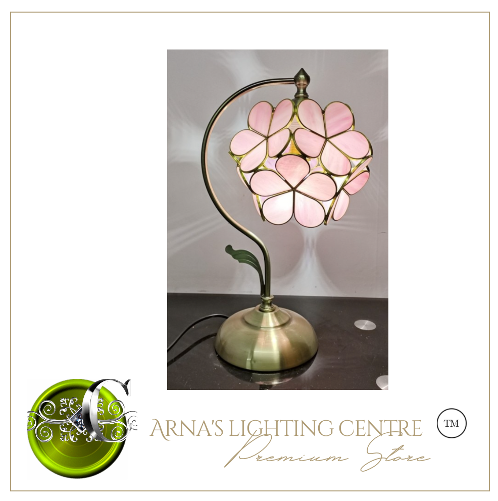 Arna Royal Collection - European Retro Table Lamp
