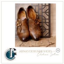 Load image into Gallery viewer, &quot;Arna&quot; Collection Shoes - Handcrafted Original  Leathers - Vintage High Heels
