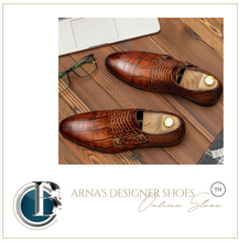 Load image into Gallery viewer, Men Genuine Leather shoes - Black or Brown - Many Sizes
