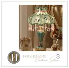 Load image into Gallery viewer, Arna Royal Collection - Vintage European Retro Table Lamp
