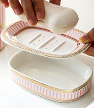 Load image into Gallery viewer, &quot;Crushia&quot; Gold plated Bathroom Set - 5 piece - (3 Designs)
