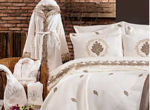 Load image into Gallery viewer, &quot;Arna Lisa&quot; Luxury Royal Bedding Set - 20 pieces French Laced Embroidery
