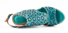 Load image into Gallery viewer, &quot;Arna&quot; Collection Shoes - Handcrafted Original Heels - 2 Styles/Colours
